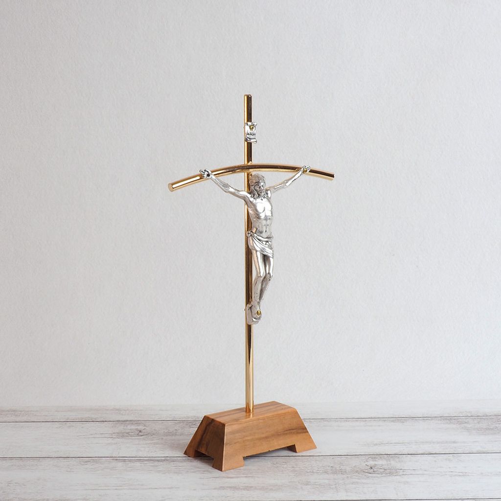 Crucifix 017(b).JPG