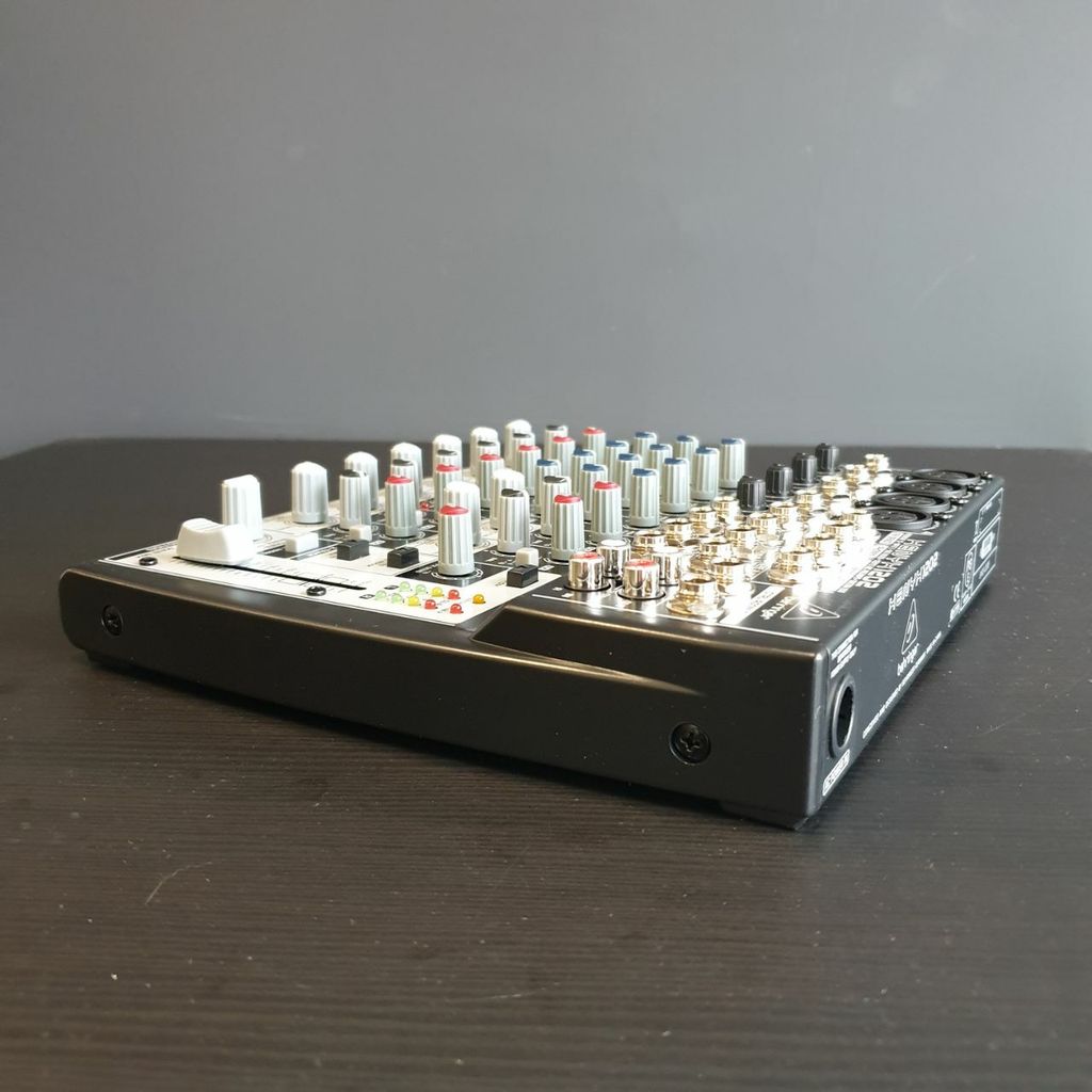 Behringer Xenyx 1202 8channel Analog Mixer (1202 / XENYX1202 / XENYX ) GUITARLICIOUS.MY