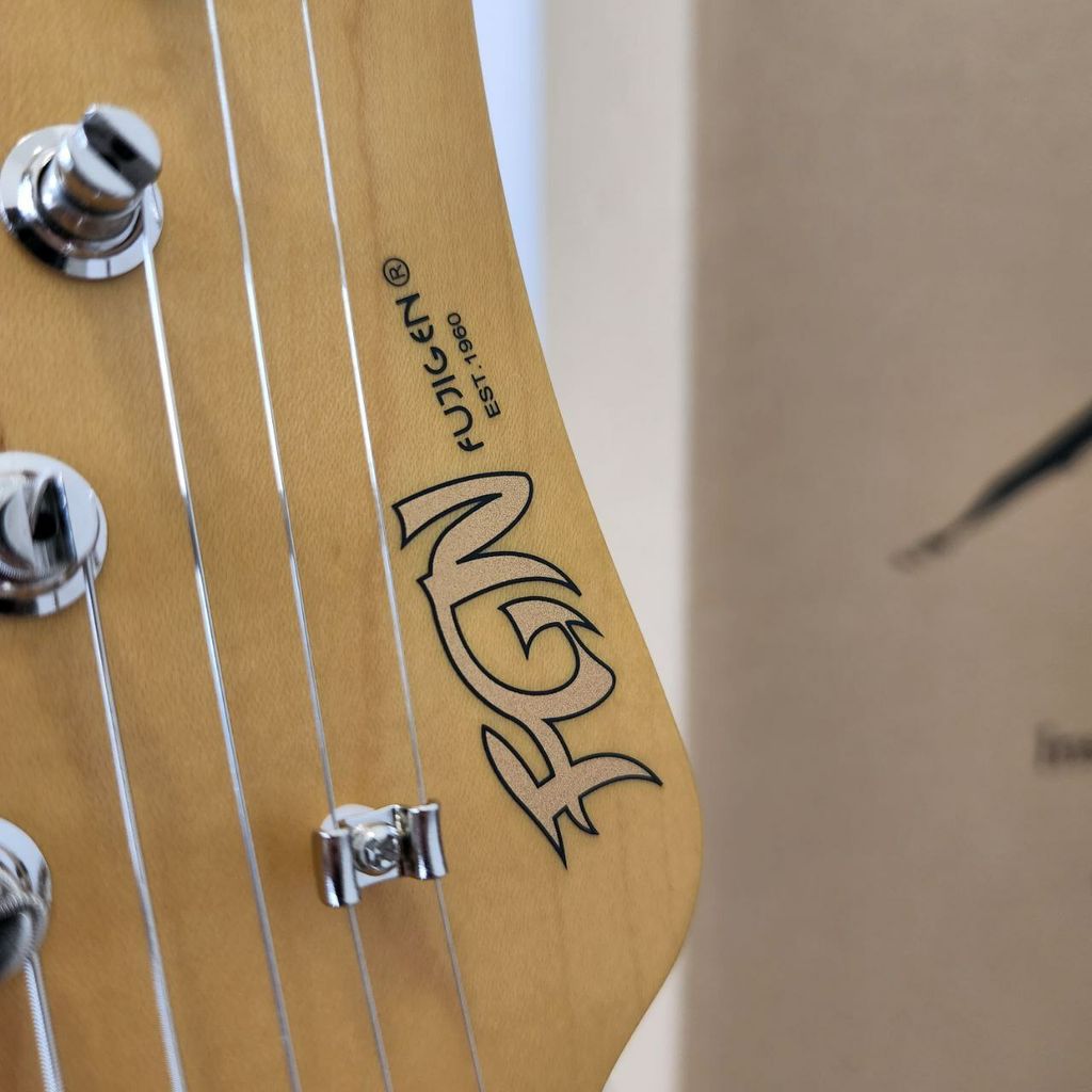 FUJIGEN FGN JOS2TDM JStandard Odyssey Series (HSS) Stratocaster w