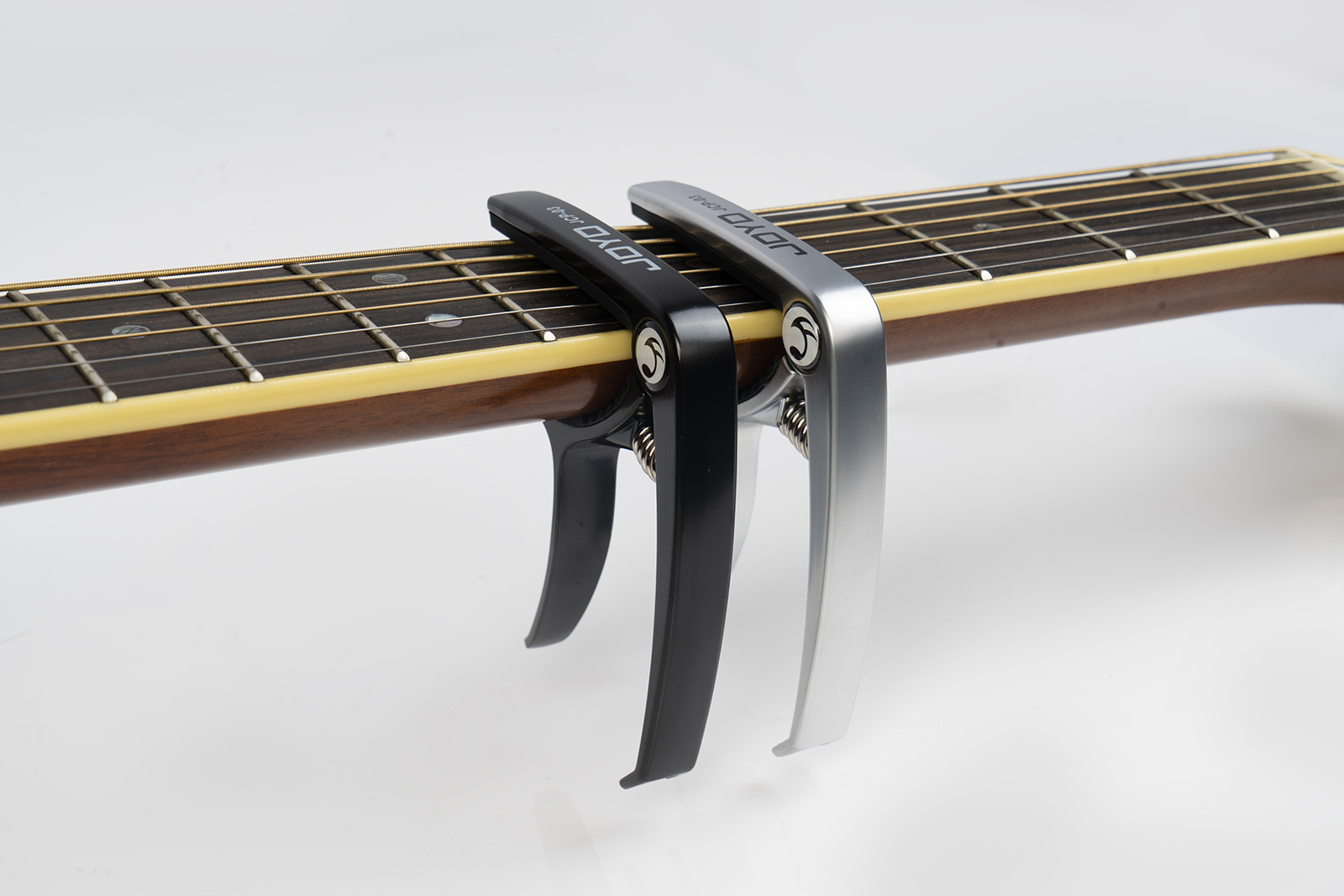 Guitar　Light　–　Bridge　Capo　Puller　and　with　(JCP03　Built　in　JCP　03)　Pin　for　Acoustic　Electric　Joyo　JCP-03