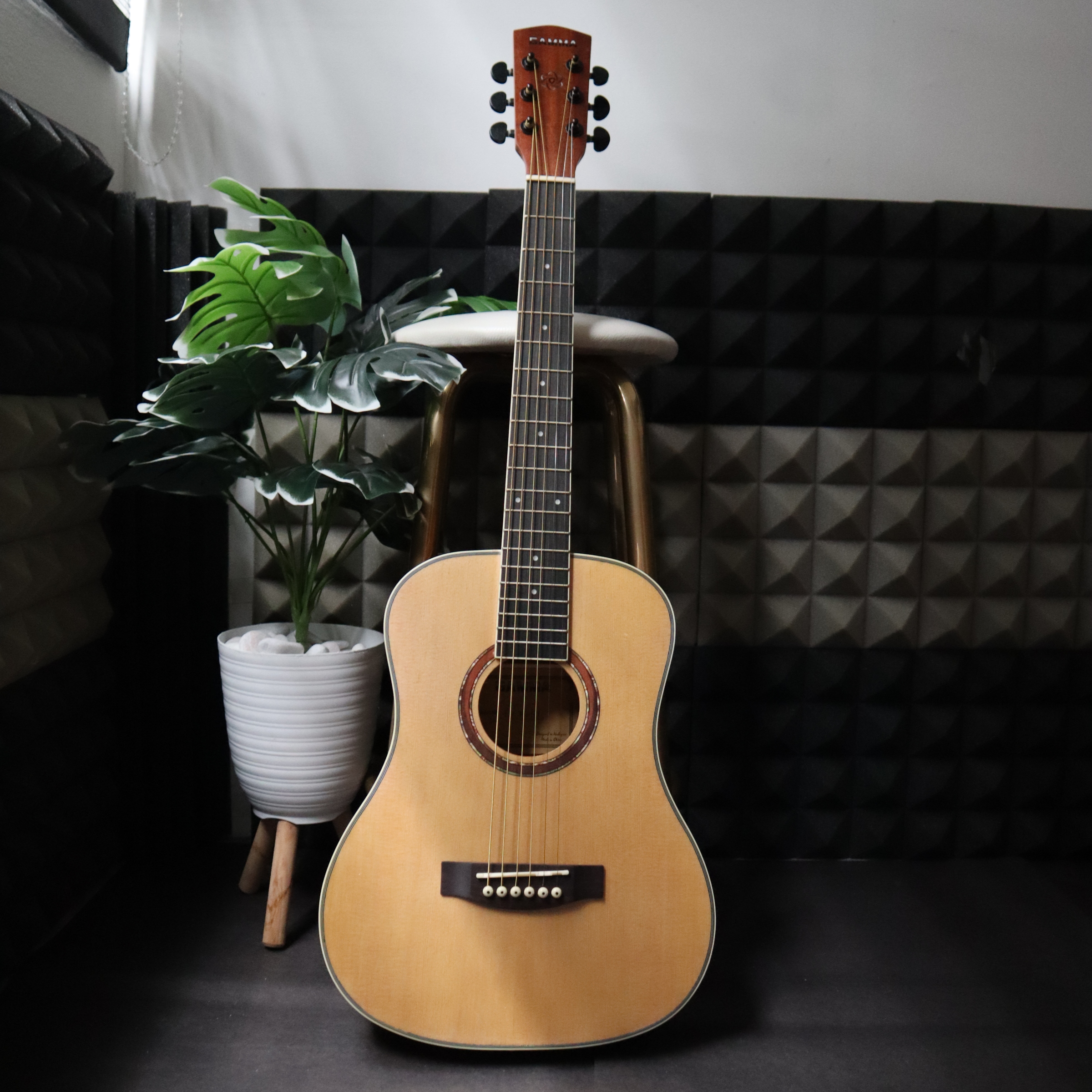 GAMMA Series 40 Slimbody Acoustic Guitar 4band EQ - Music Instruments for  sale in Ara Damansara, Selangor