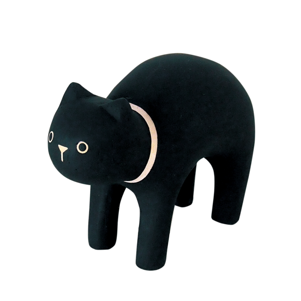 Black cat-1.png