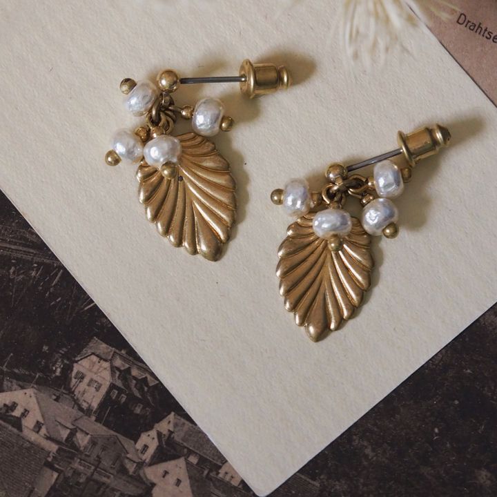 001-