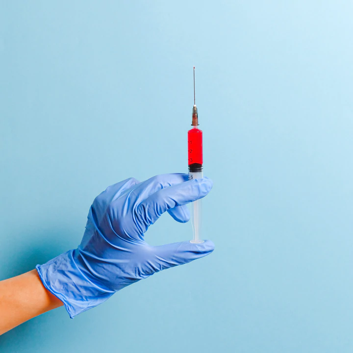 What Are the Benefits of Using Nitrile Gloves? Mediniaga Malaysia