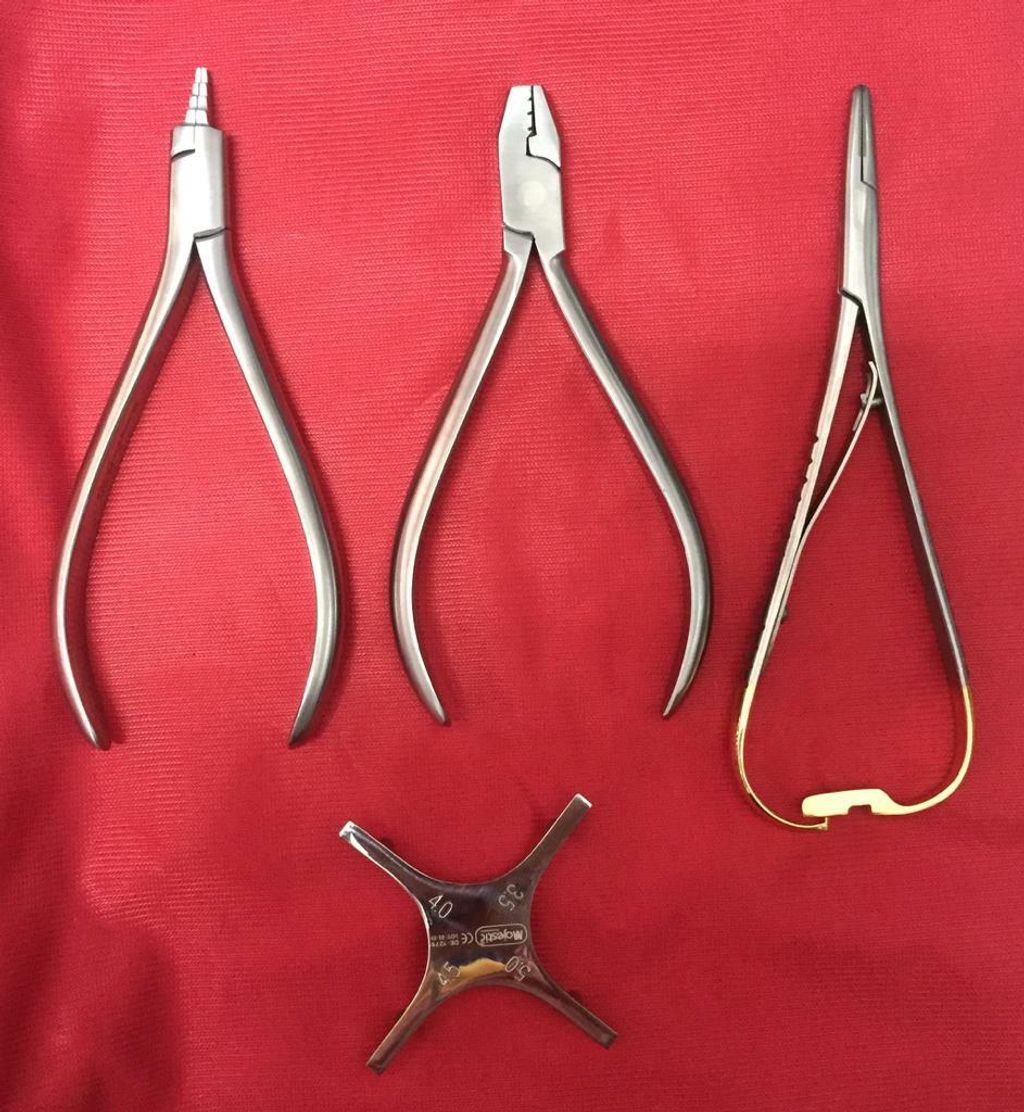 MAJESTIC ORTHODONTIC INSTRUMENT STARTER KIT(18 Pcs /Kit) MSLI