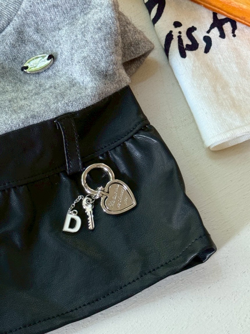 LINE_ALBUM_Doggyholic 3_251027_76