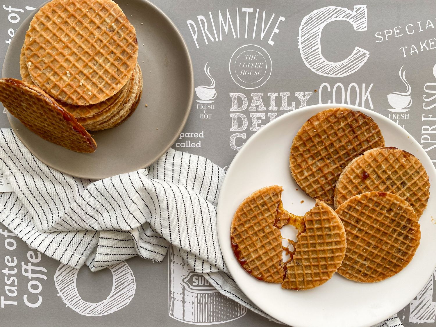 Aloma Stroopwafels | Get Monthly Offers for your Guilty Pleasures !