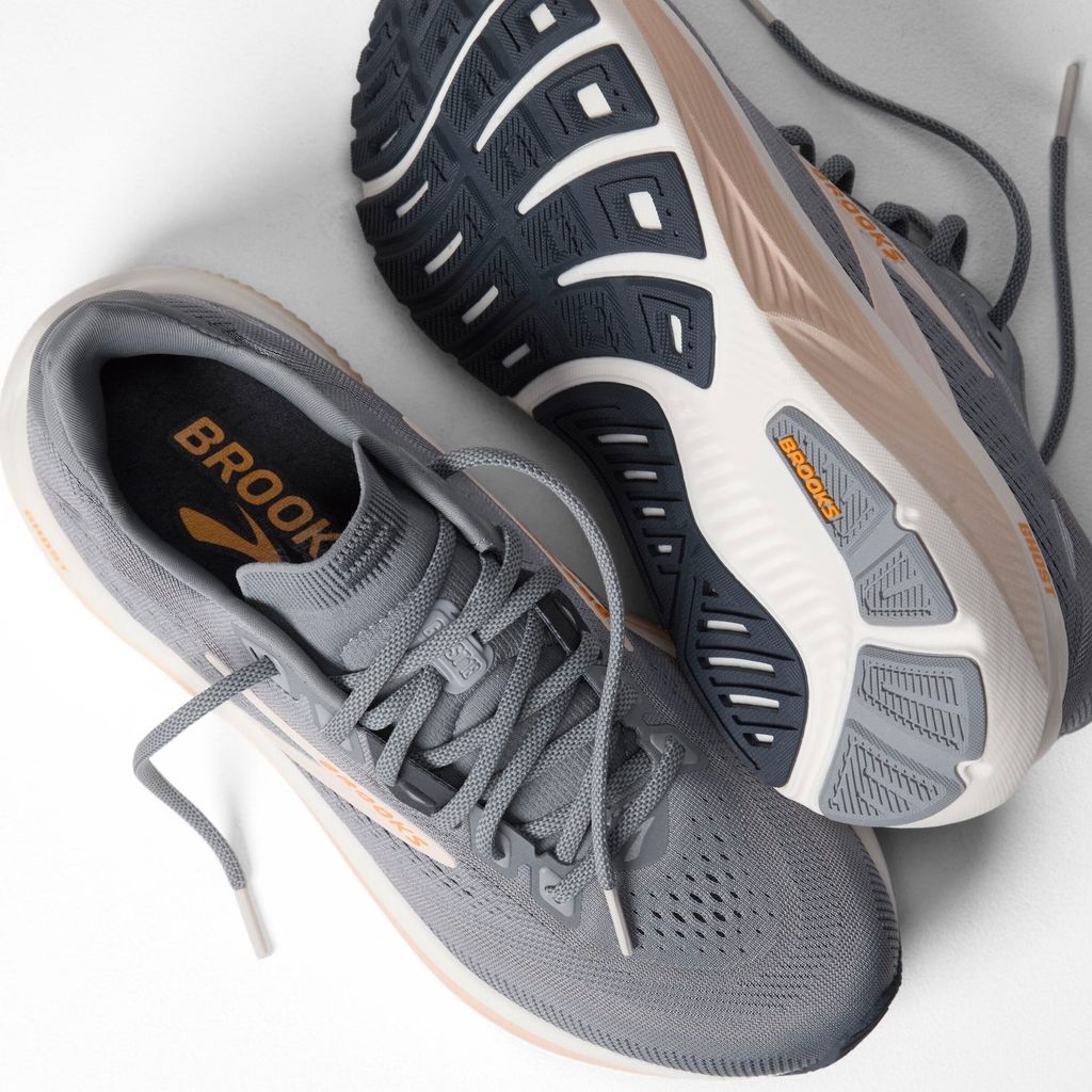 120482-047-y-ghost-18-womens-neutral-cushion-running-shoe