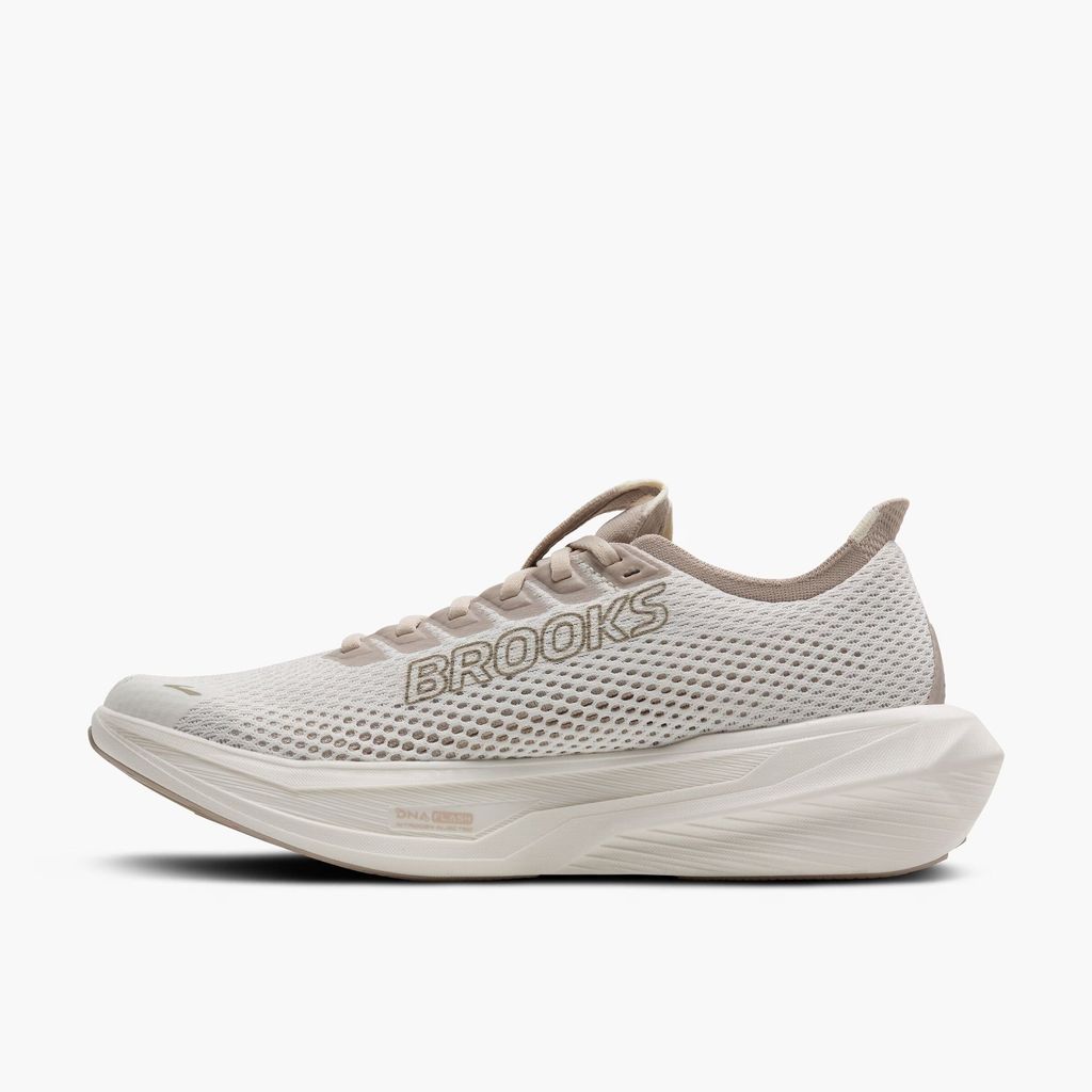 120453-150-m-hyperion-3-womens-responsive-cushion-road-running-shoe