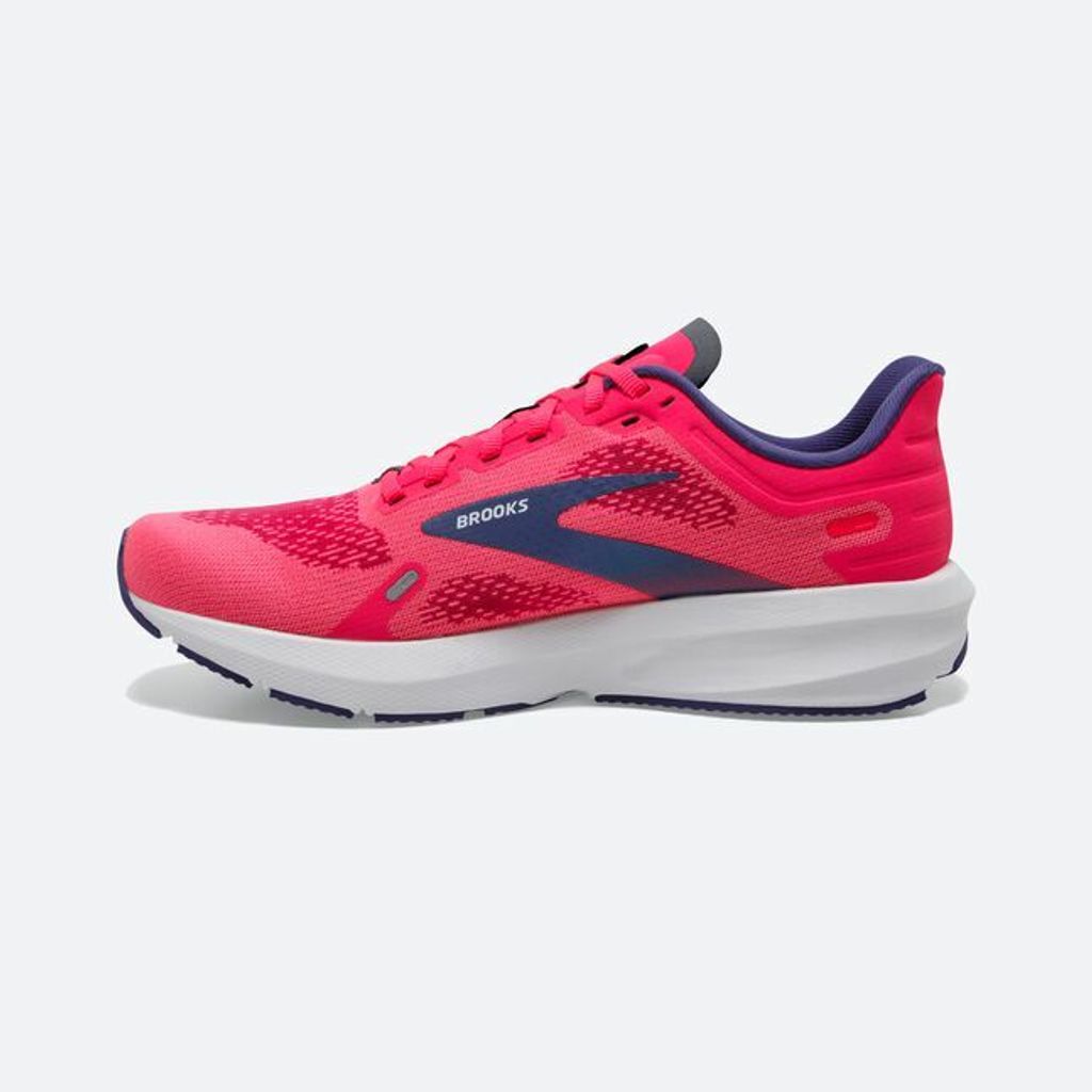 120373-604-m-launch-9-womens-fast-running-shoe