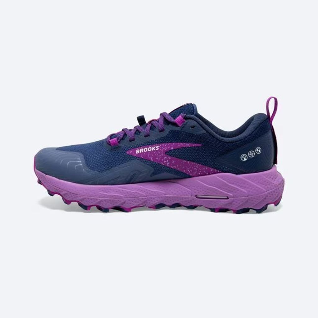 120392-449-m-cascadia-17-womens-trail-running-shoe