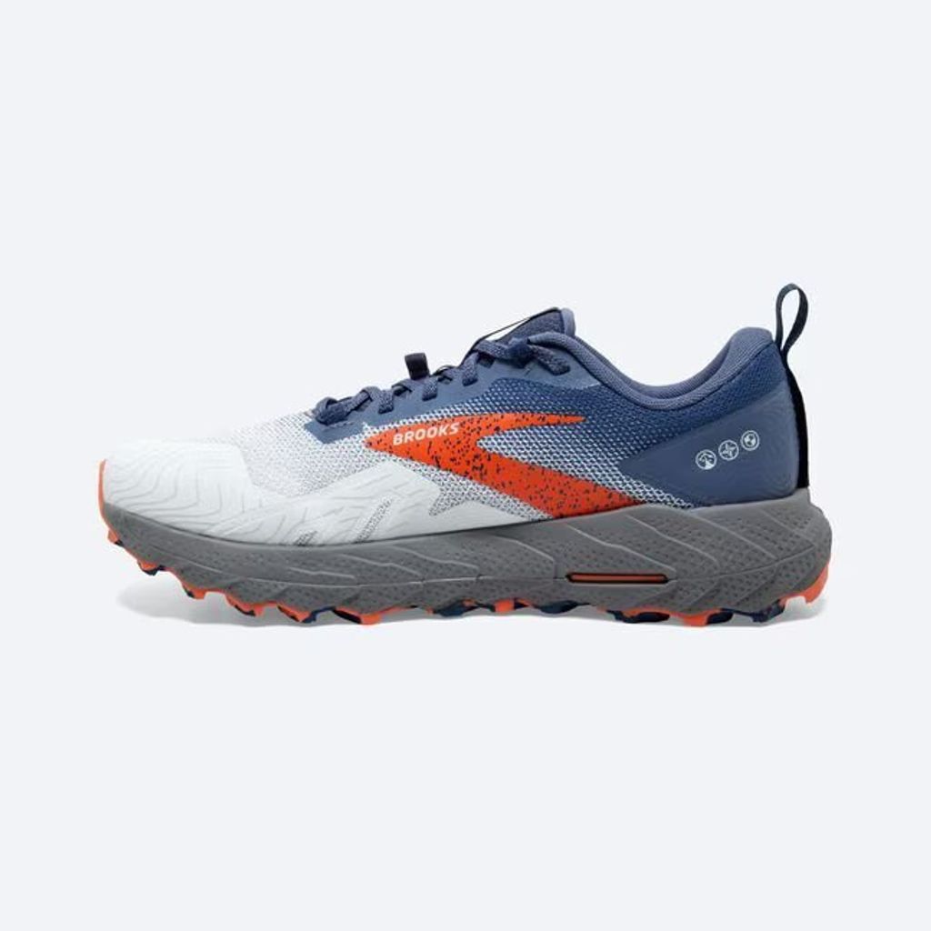 110403-405-m-cascadia-17-mens-trail-running-shoe