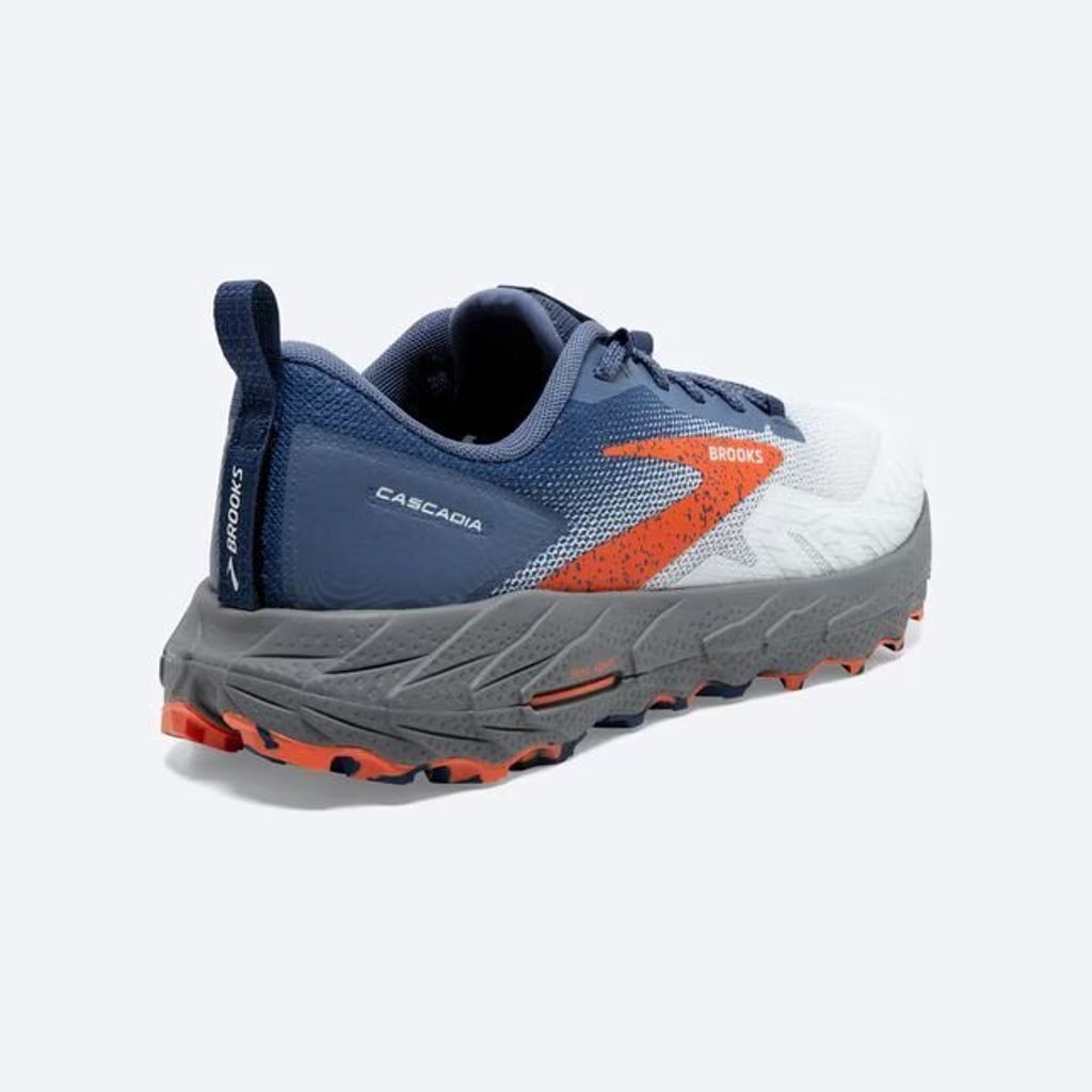 110403-405-h-cascadia-17-mens-trail-running-shoe