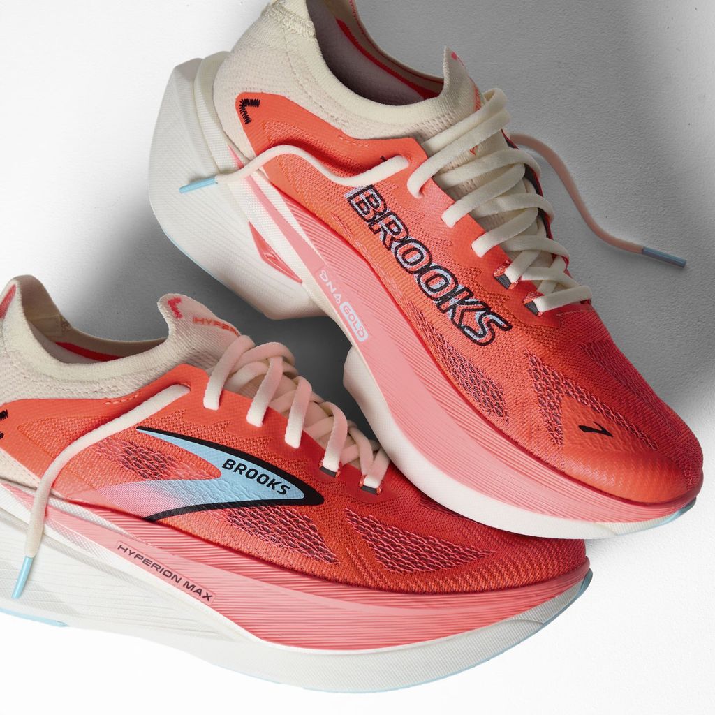 120455-659-y-hyperion-max-3-womens-max-cushion-road-running-shoe