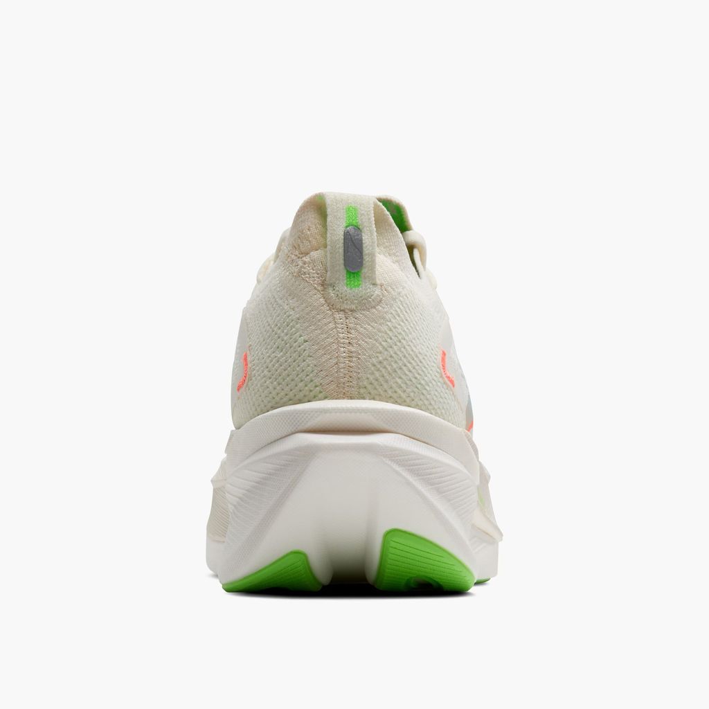 110467-182-h-hyperion-max-3-mens-max-cushion-road-running-shoe