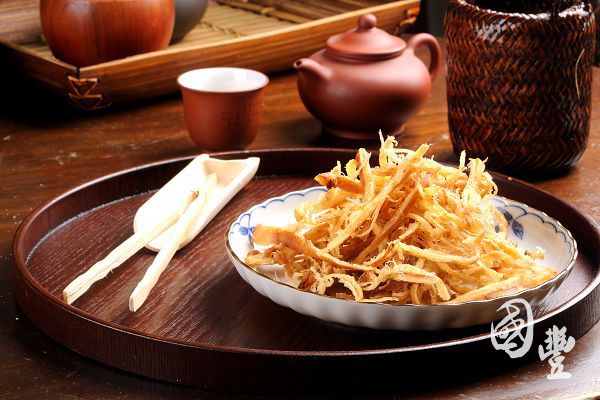炭烤魷魚絲.jpg
