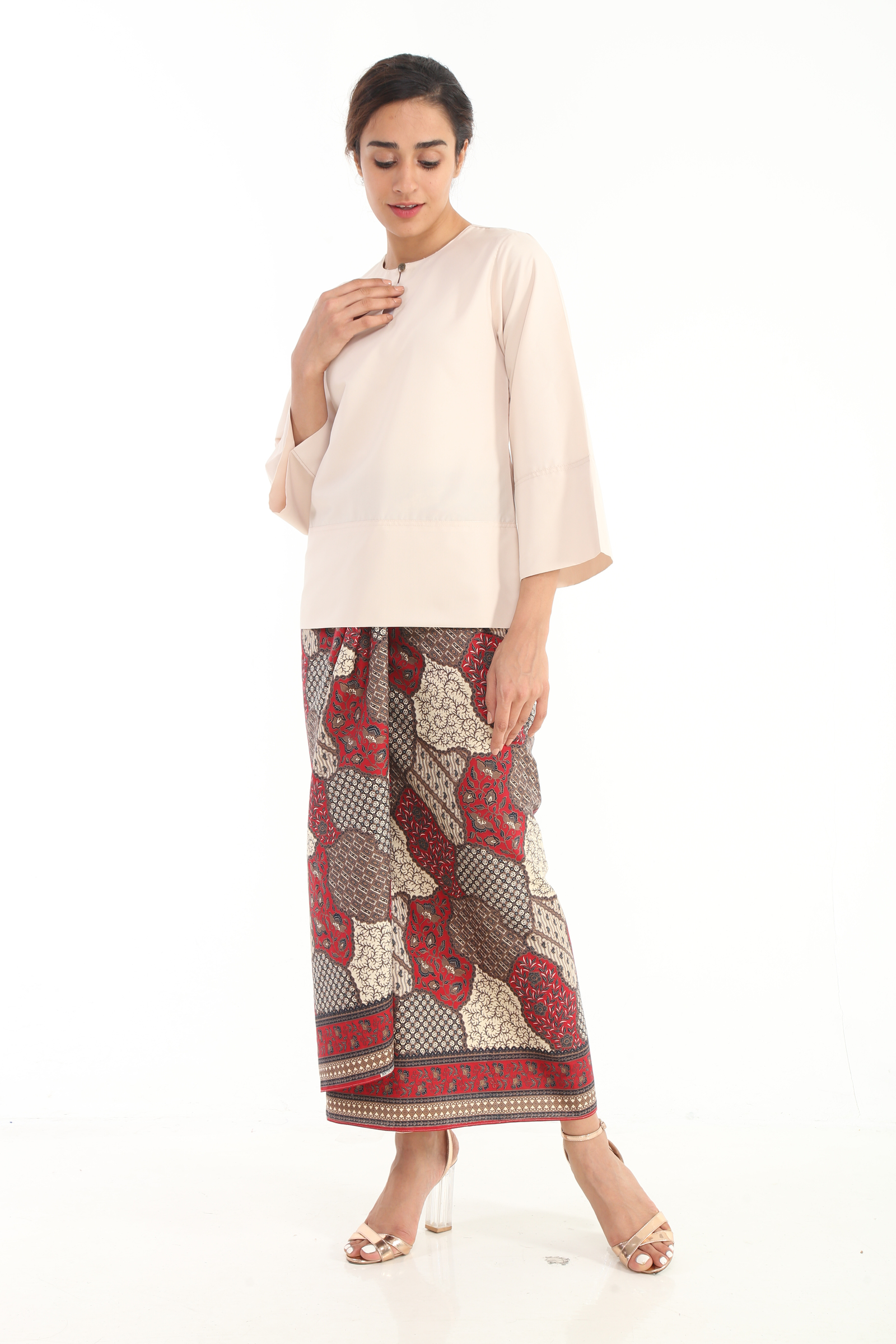 Baju Kurung Kedah Batik - The classic baju kurung kedah gets a modern
