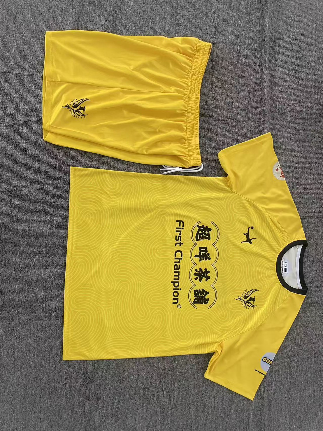 鳥仕足球俱樂部 D LEAGUE 球隊客製球衣作品照片一