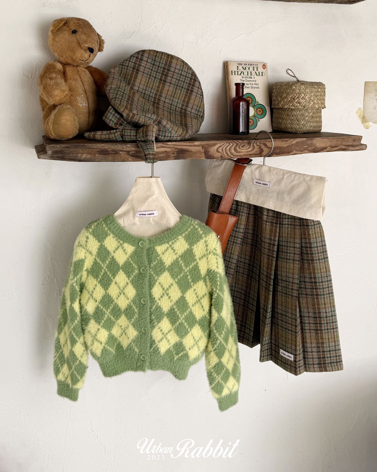 62092b60bj0f95ae8d35c230910f0980