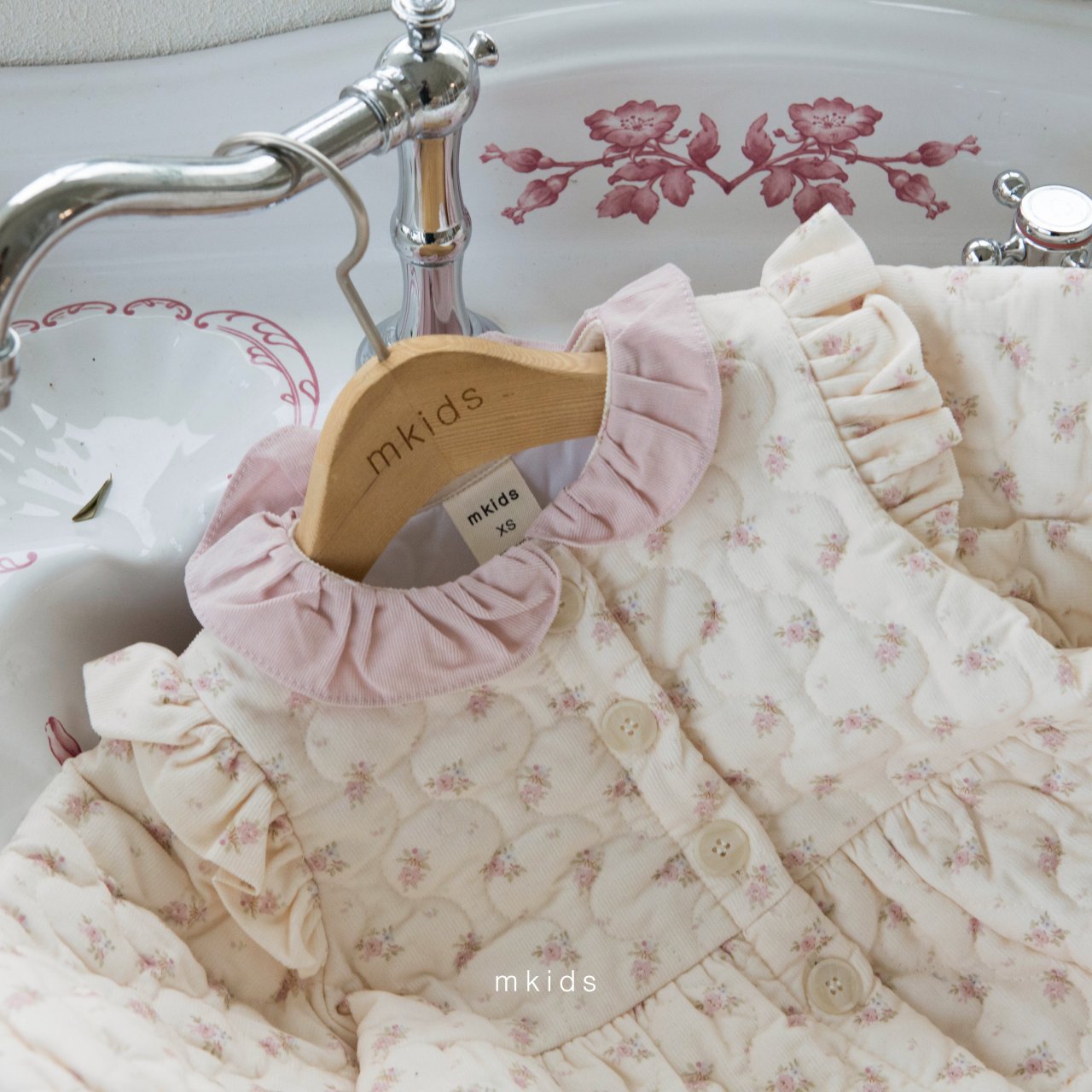 5ab1b7fc967f8de5b5c6aafd0830fc4f