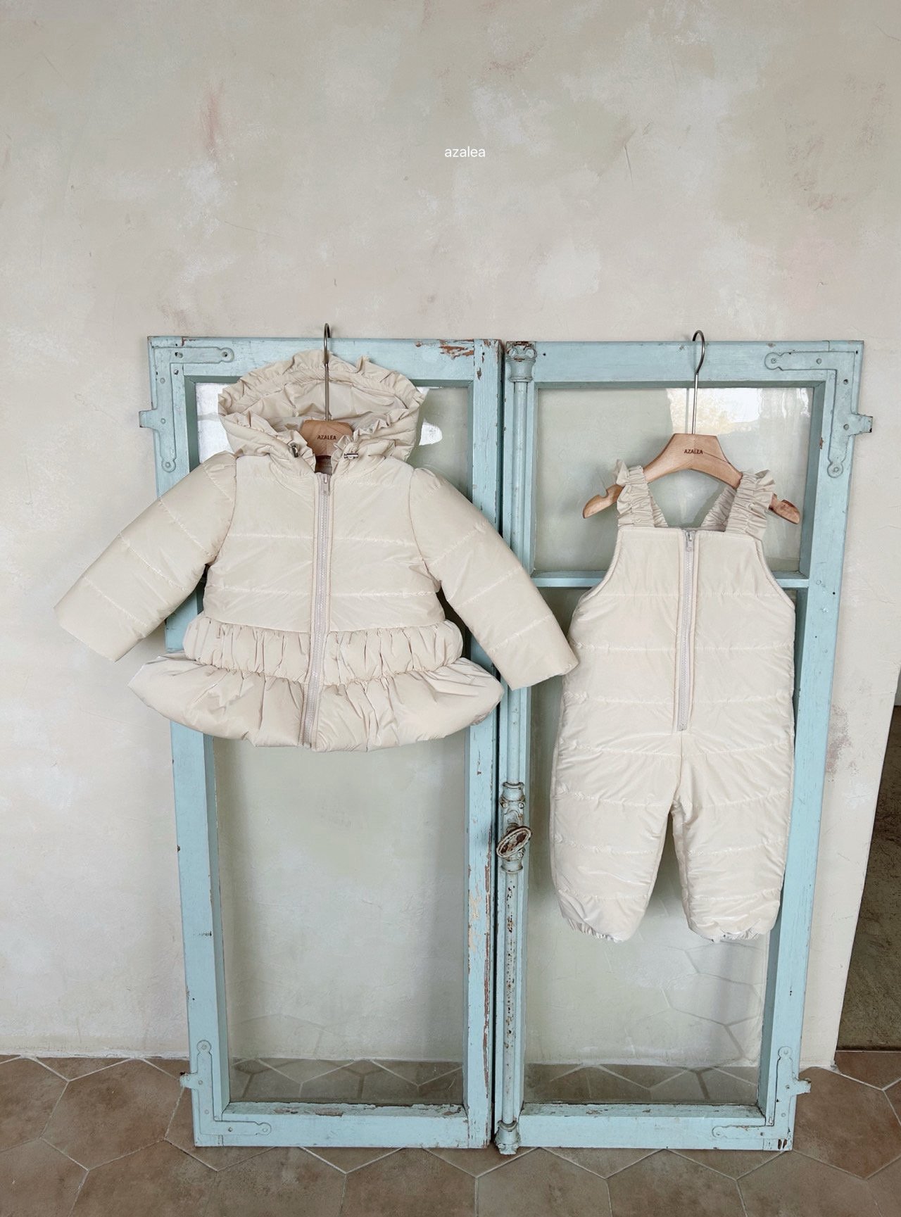 5c22183f51011a3a4e358279b6353f48