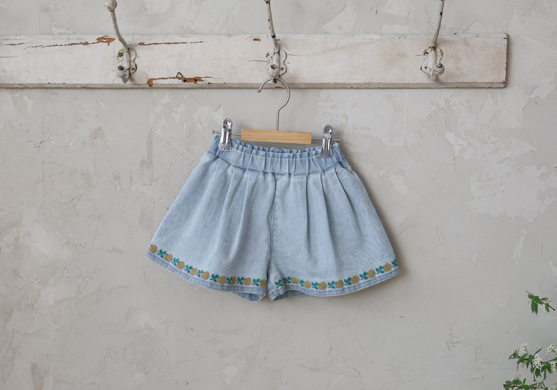 7589f73c8760f85dcbef50d15428e668