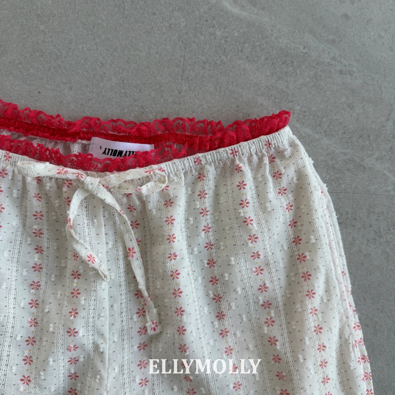 dee8a332f4cffd489c6f9ce8c241ddcb