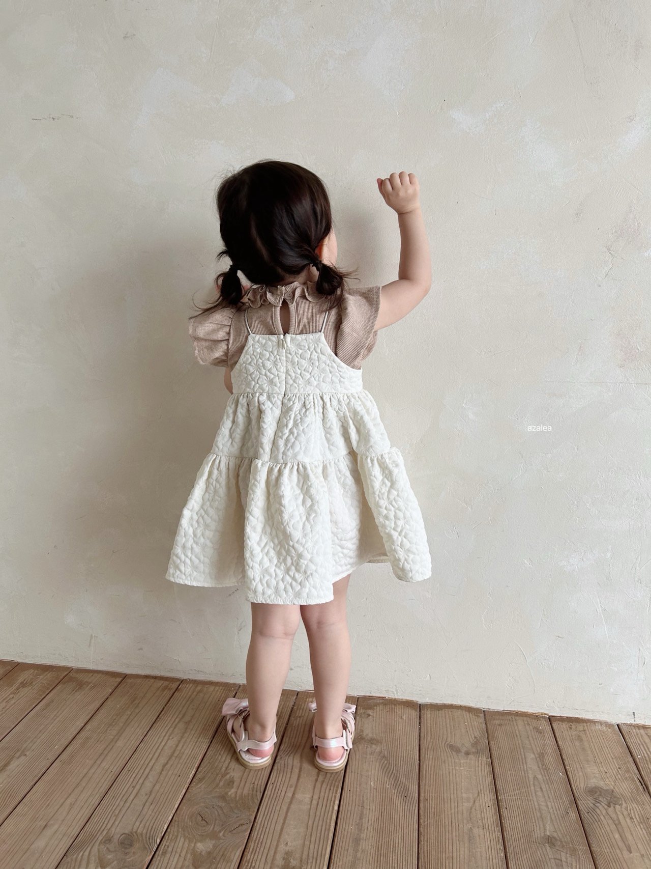 7bd9c99d5fe0946f9b1c7d7410e5174e