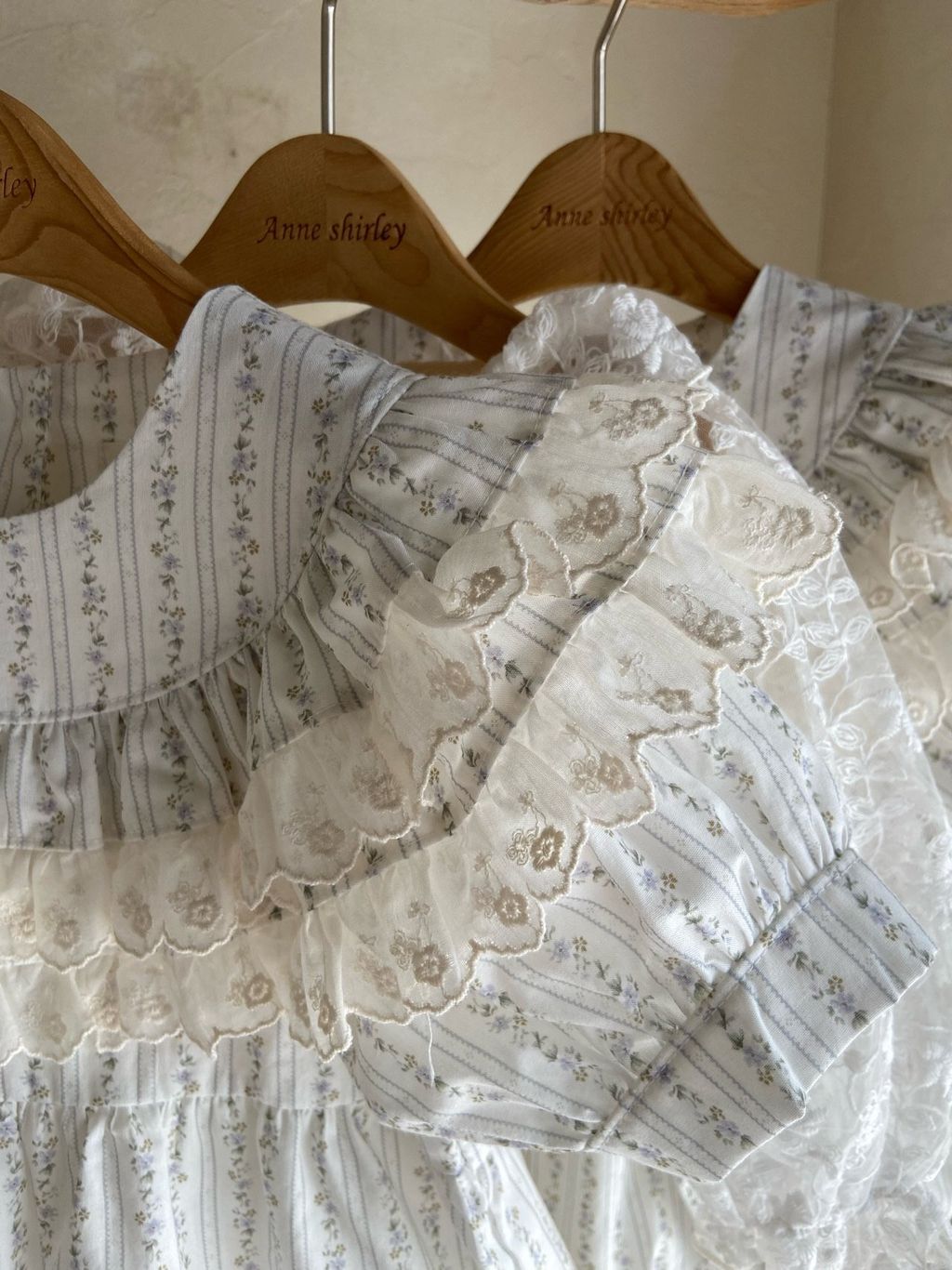 edb4a7abbi7bf82ce4f2576d811ebbf5