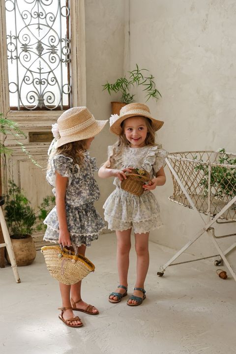 edb767e03c54145fff679b6e1f66fe28