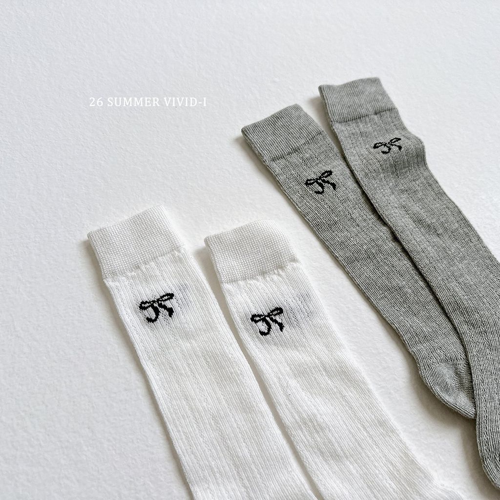 3 (4)