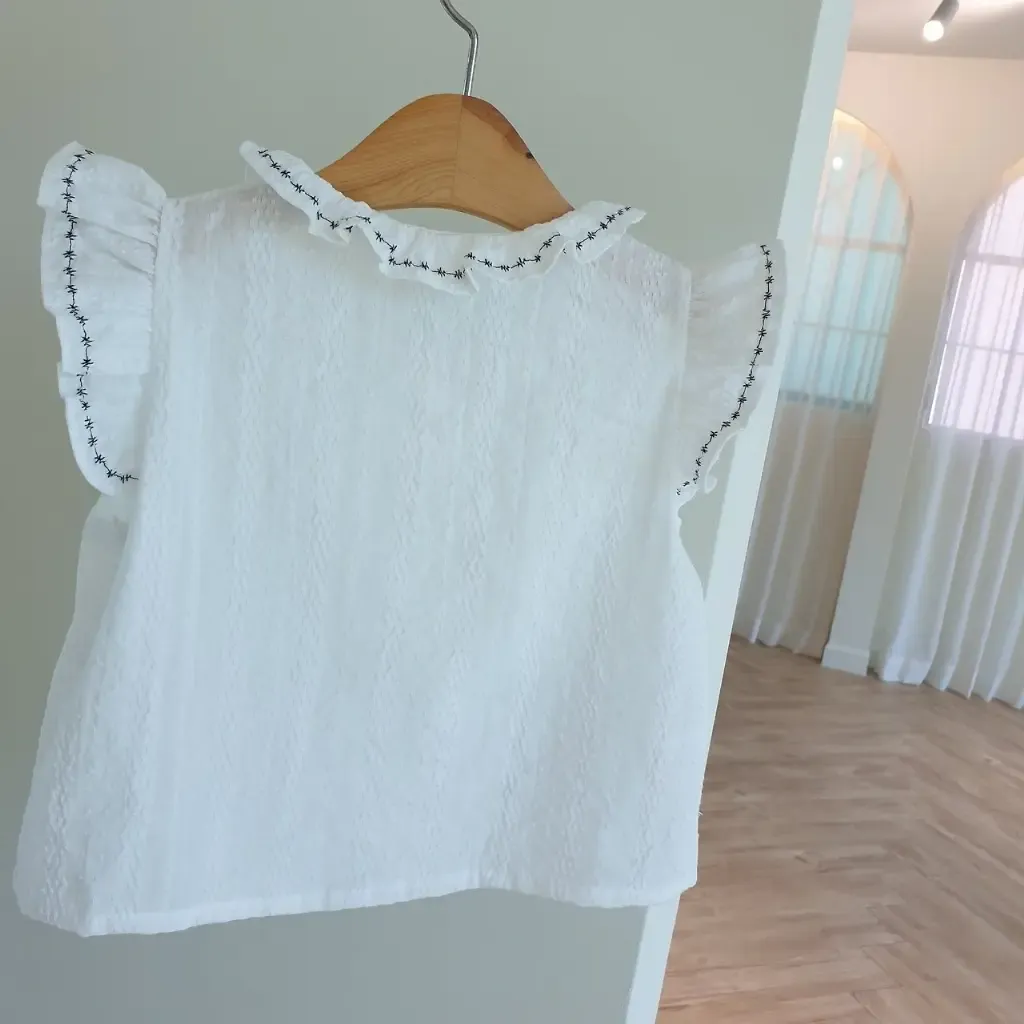 9 (15)