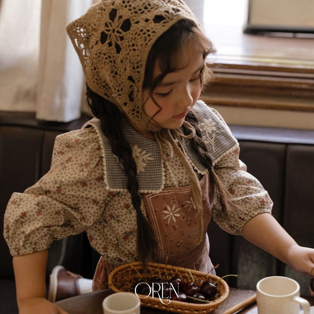 11 (36)
