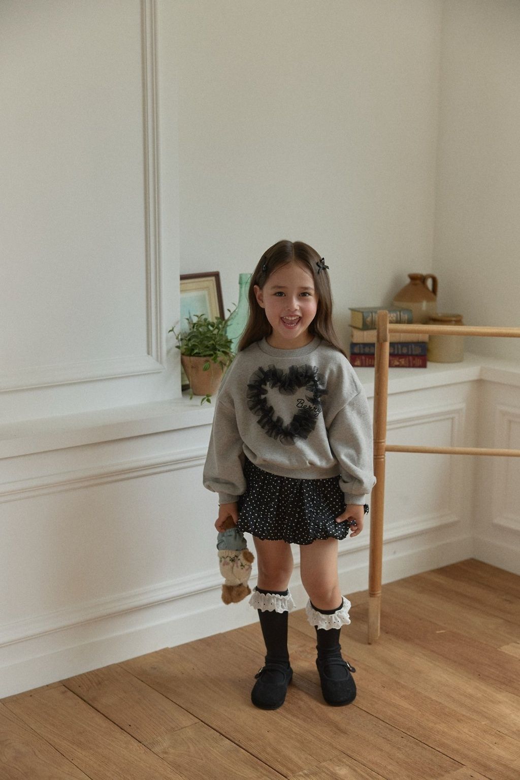 17 (9)