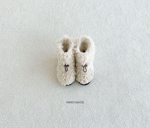 a05848131nc525107561949006416c50