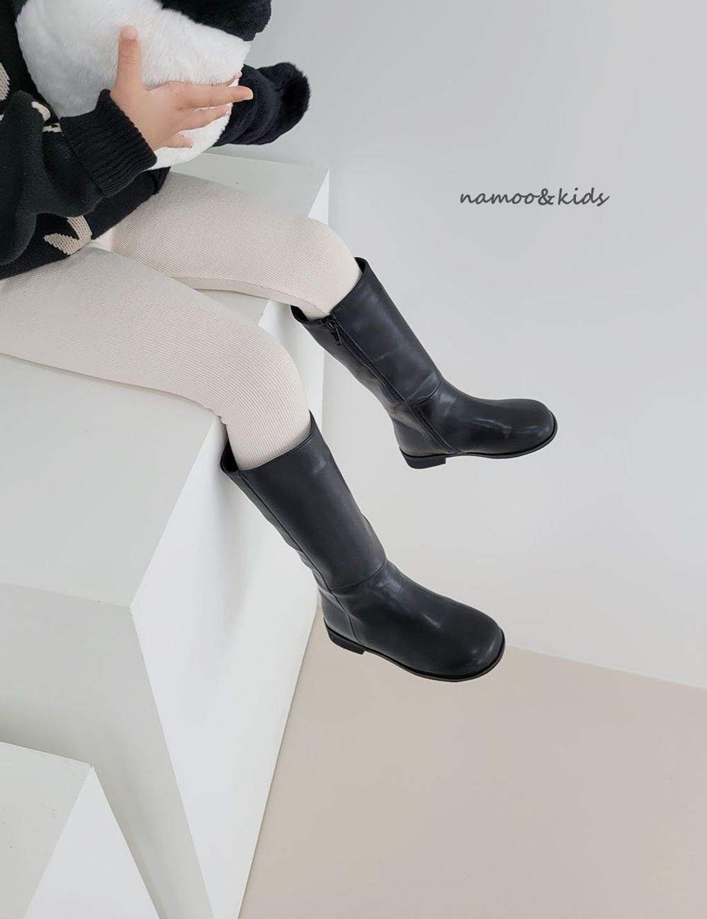 7faf085f8g4f029de18d27edbd3b4a75