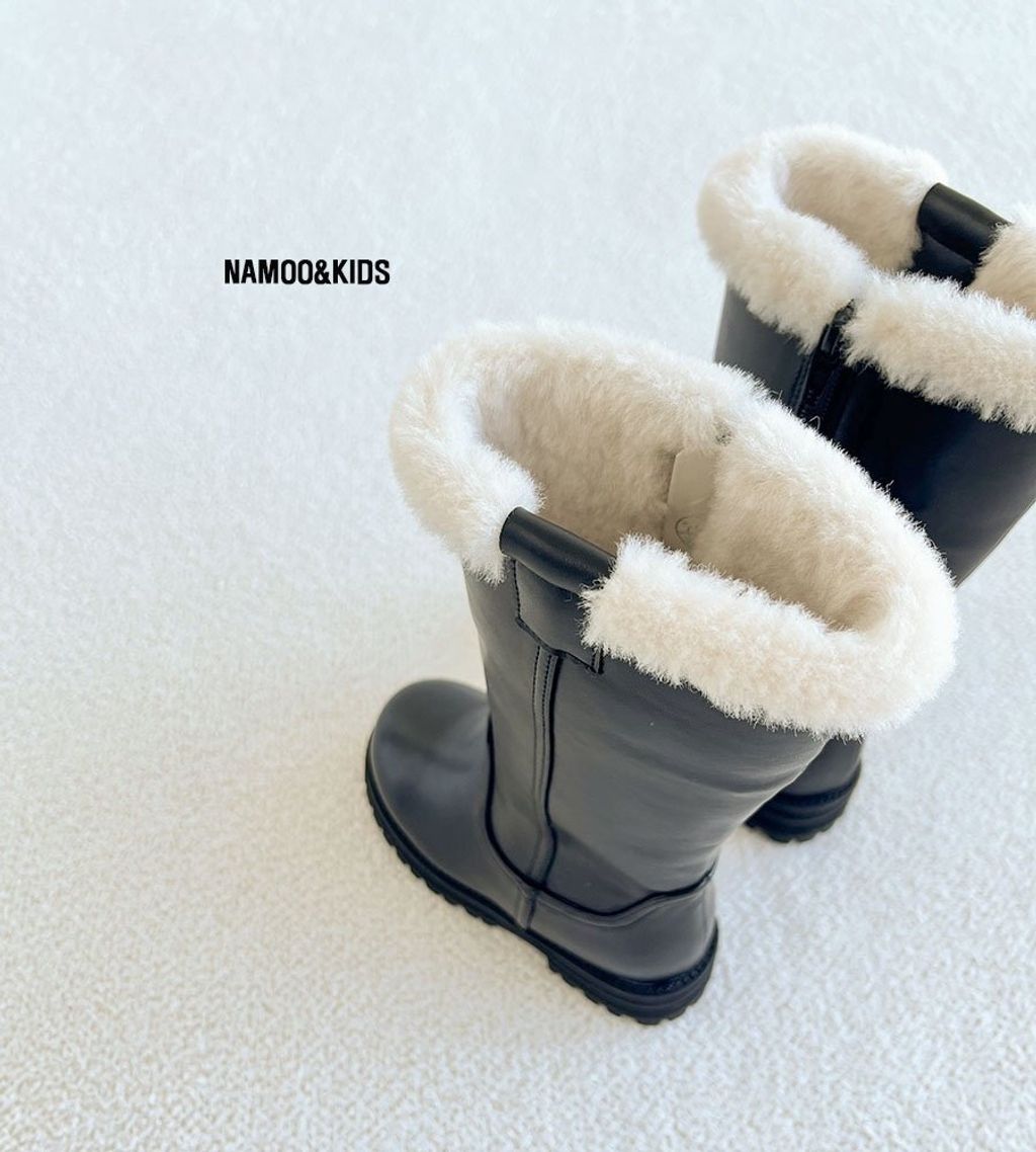 870d1b32bq089557560ef30b111c5633