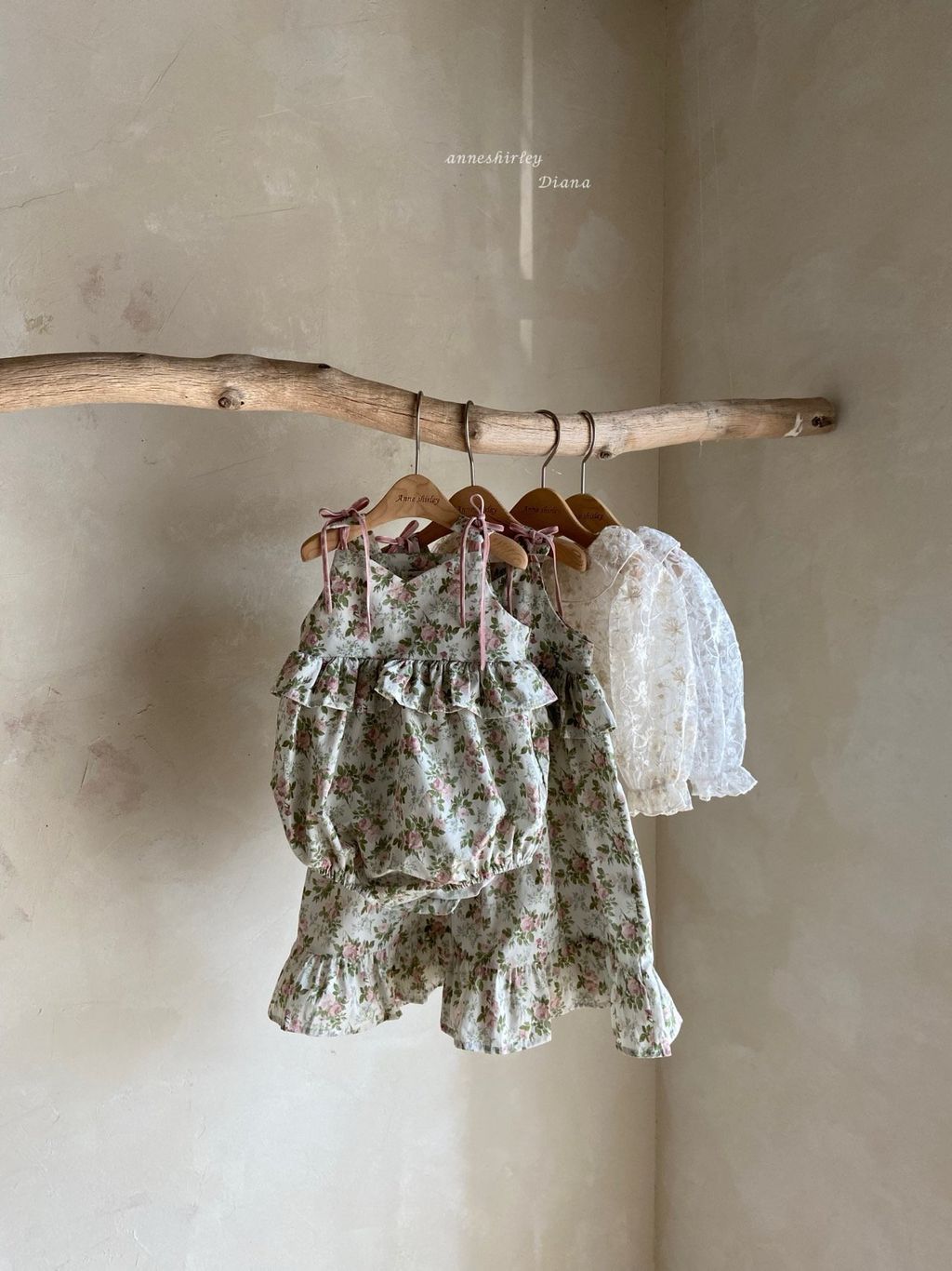 44a2d81f9mfebd0cd6eee8347b826f0e