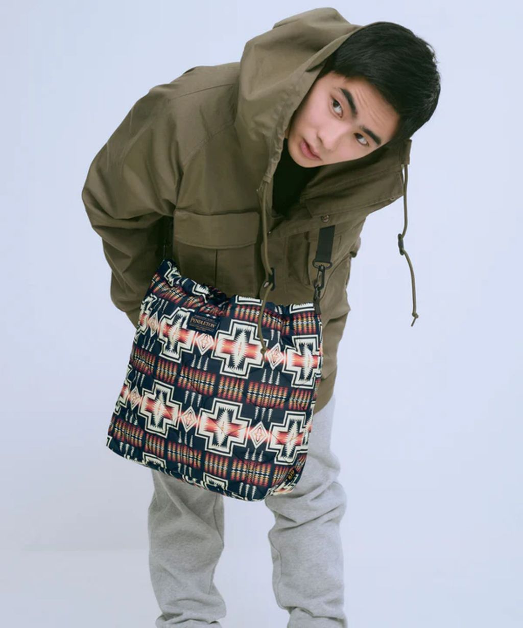 25fw_exhibition_2_600x