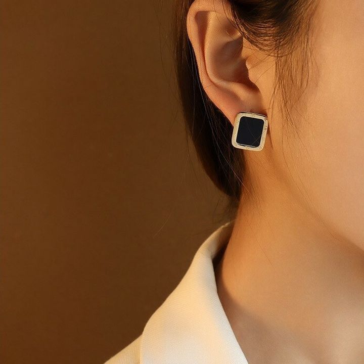 roman earring steel.jpg