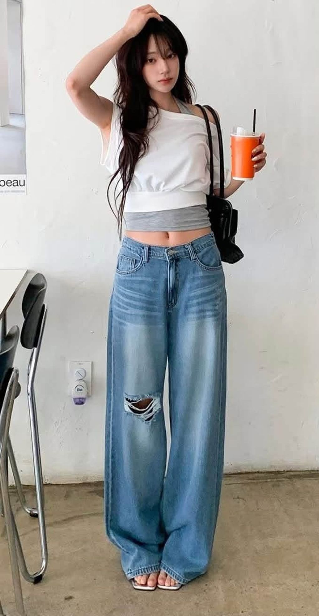 S__294854855_0