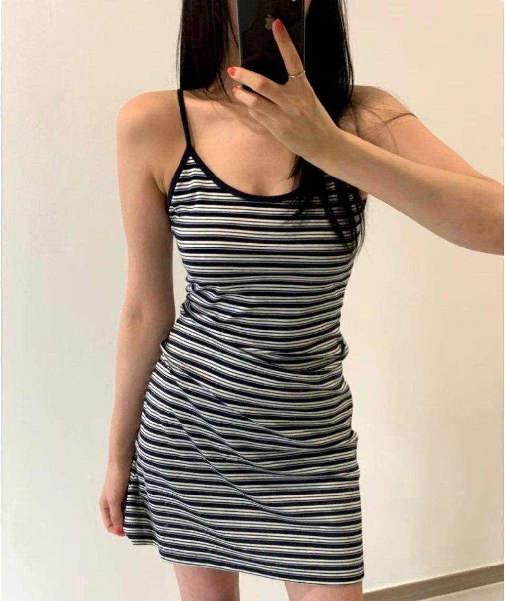 S__295460950_0