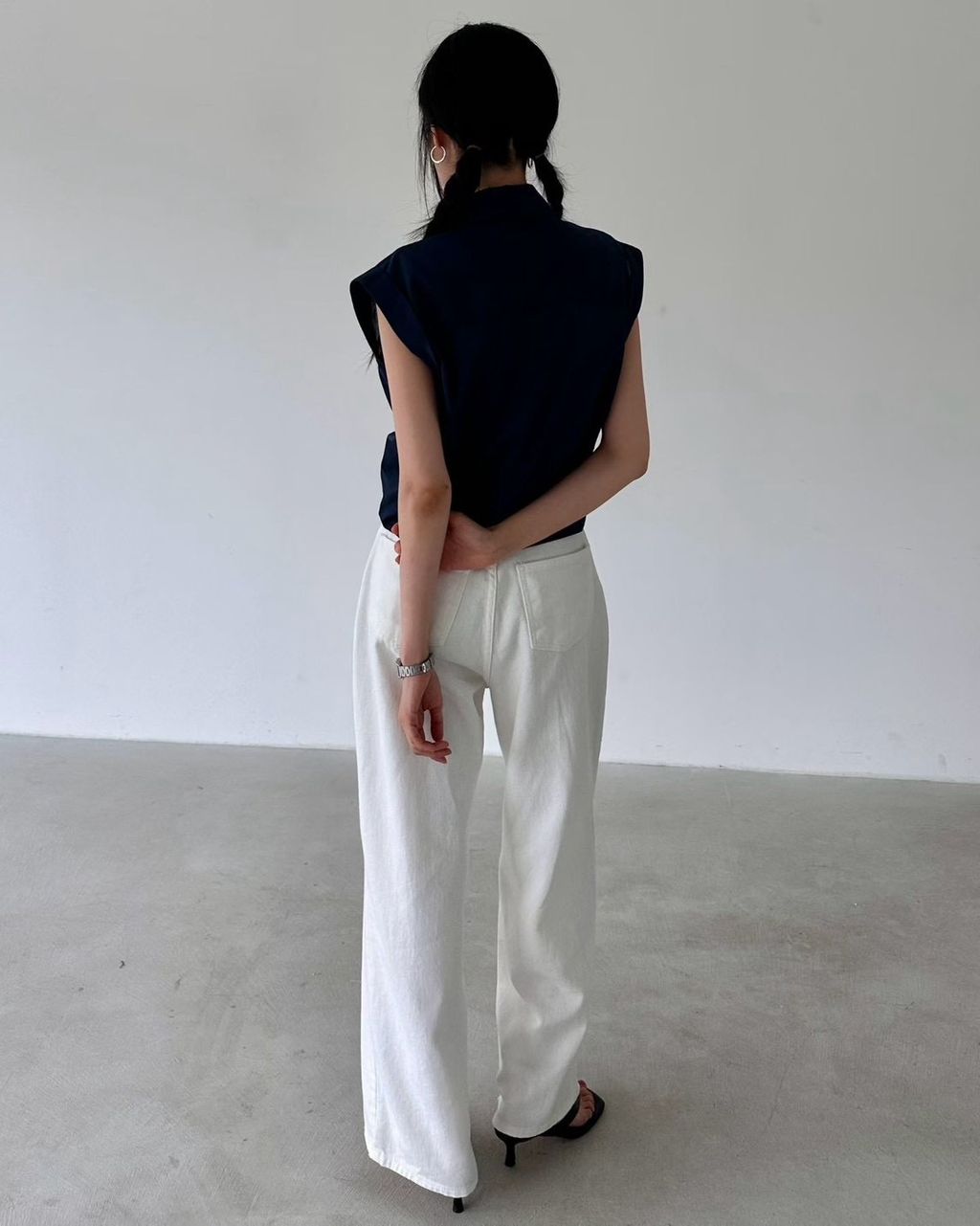 S__295559326_0