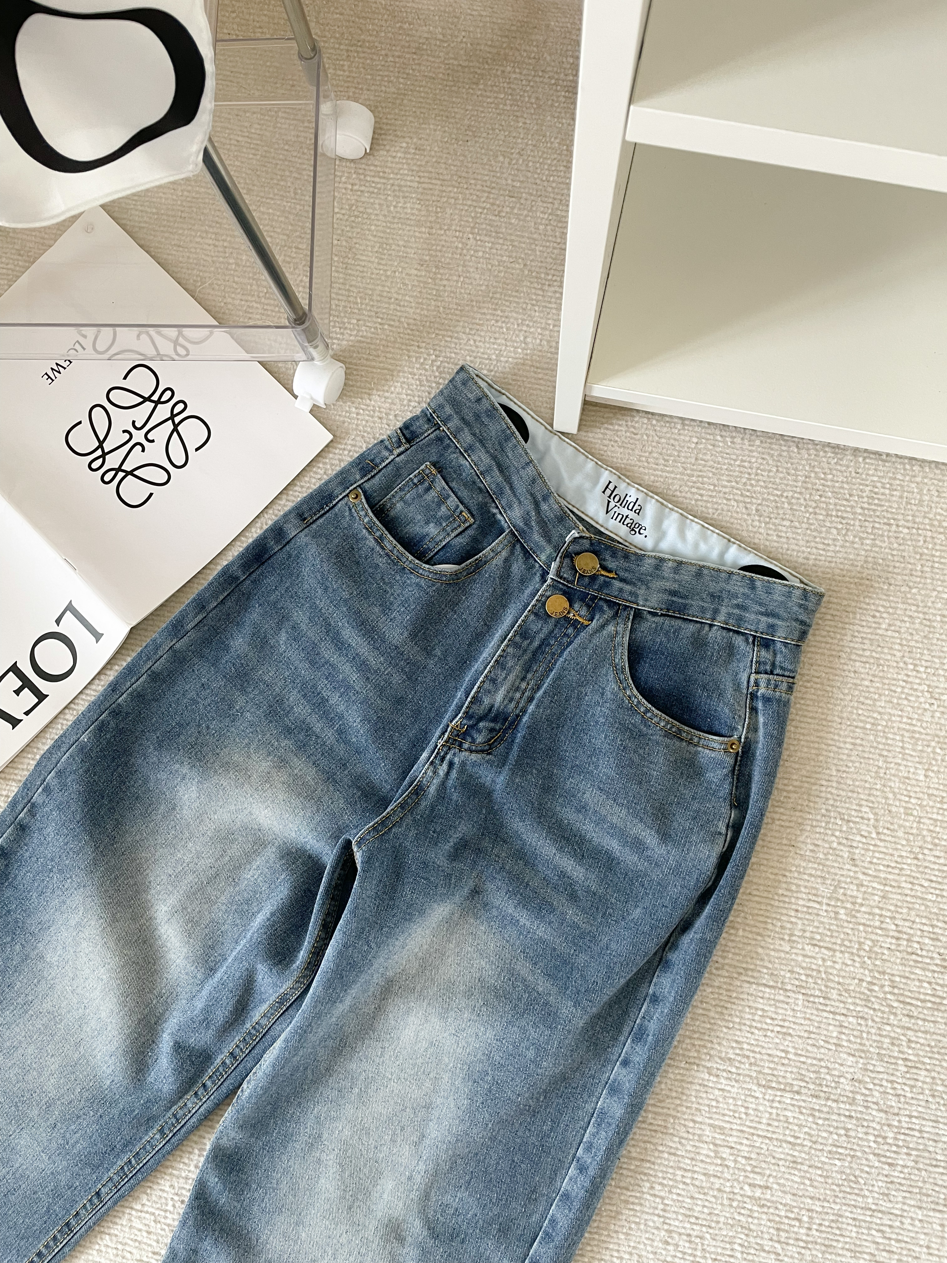 E6D7AABE-FE8C-4F35-BF55-7613AA0D0147