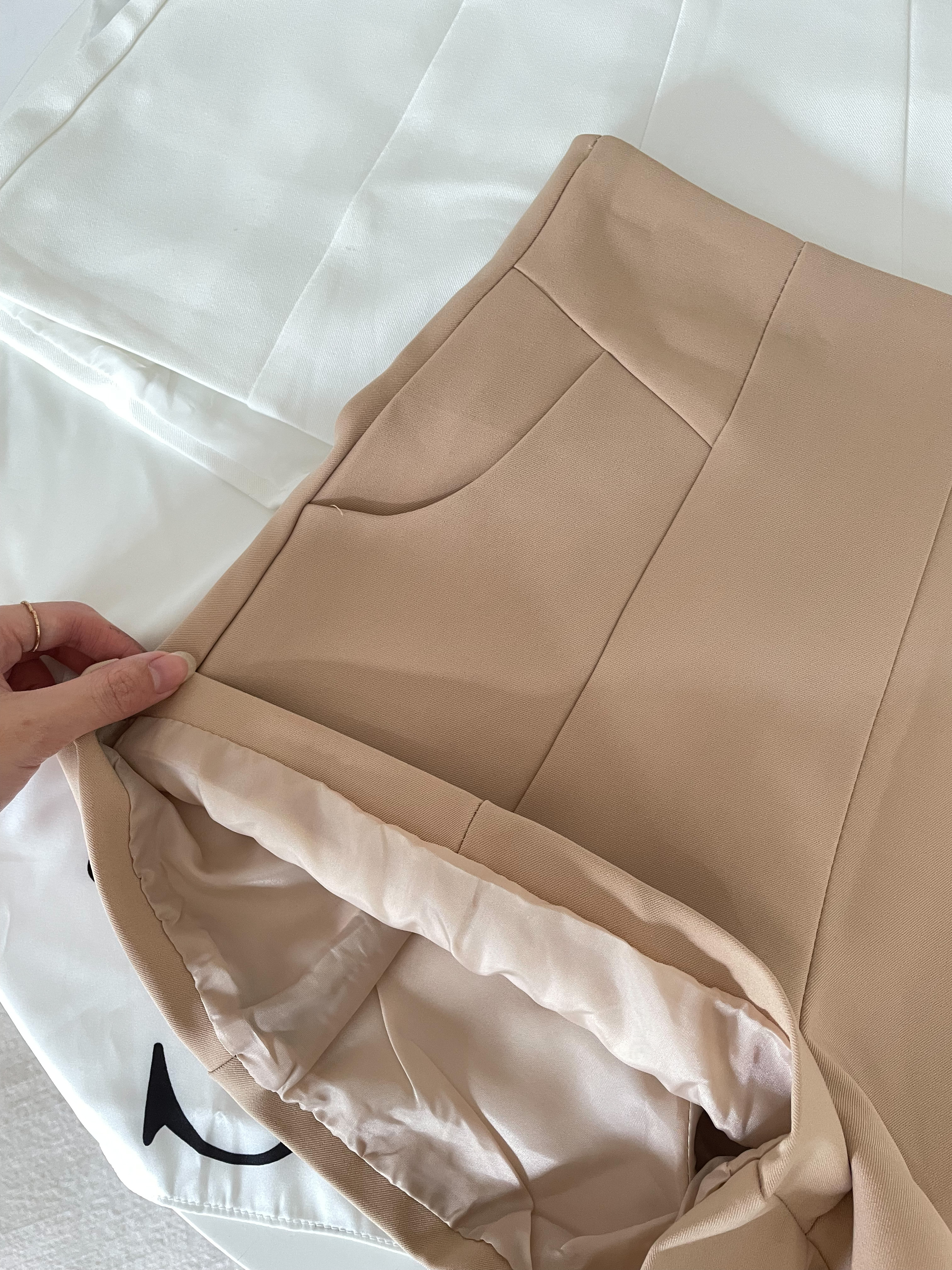 381A7A55-DD52-442C-BFF3-F1436334AC02