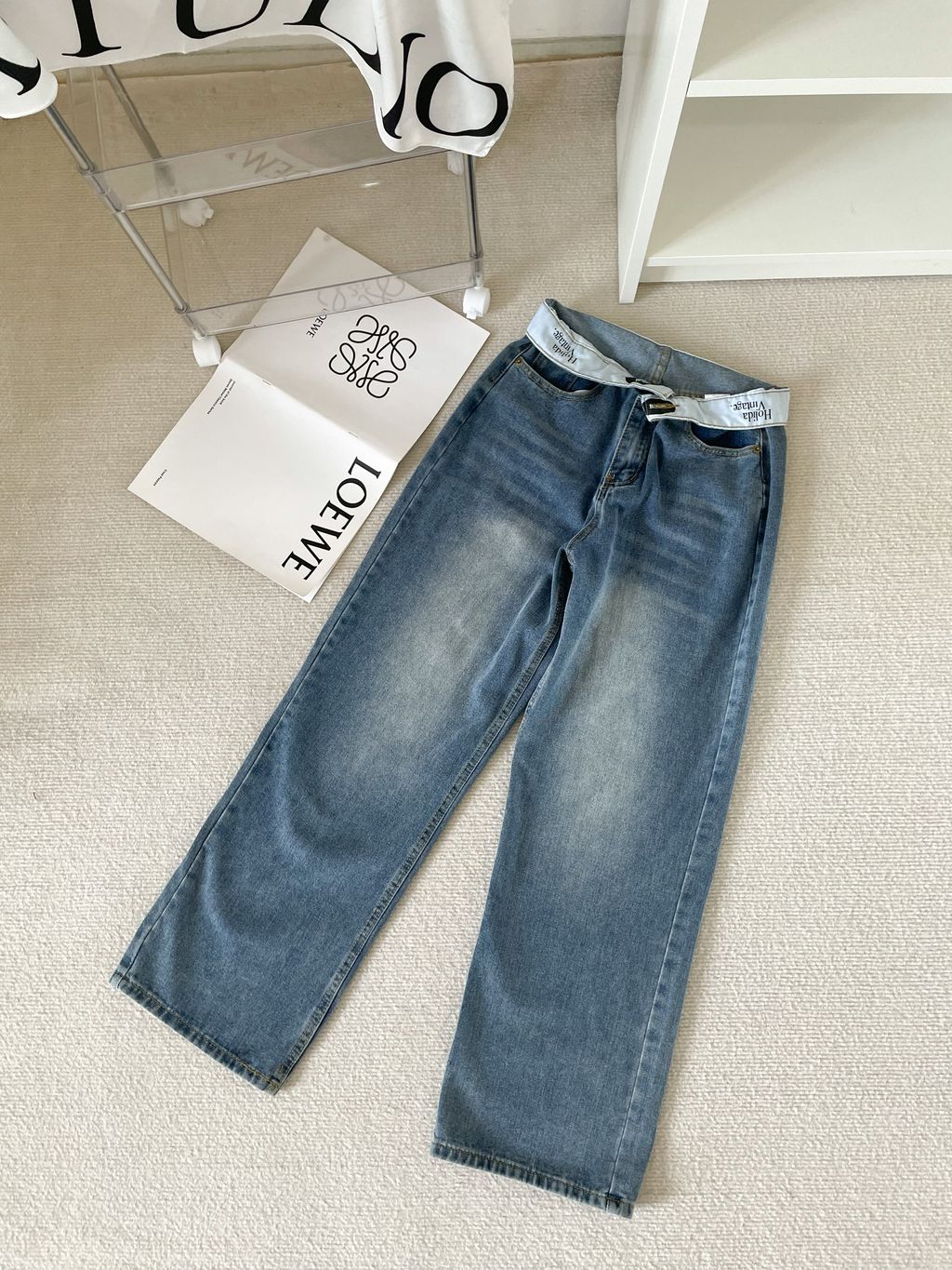 C772AEB3-79B4-48F6-99A8-DBBAEA424990