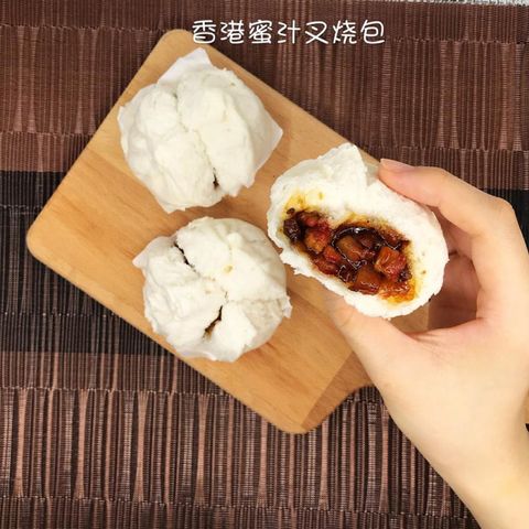 蜜汁叉烧包.jpg
