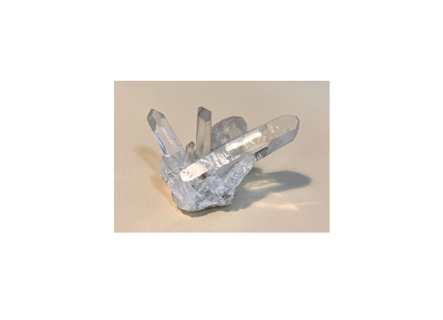 白水晶 ｜光的容器