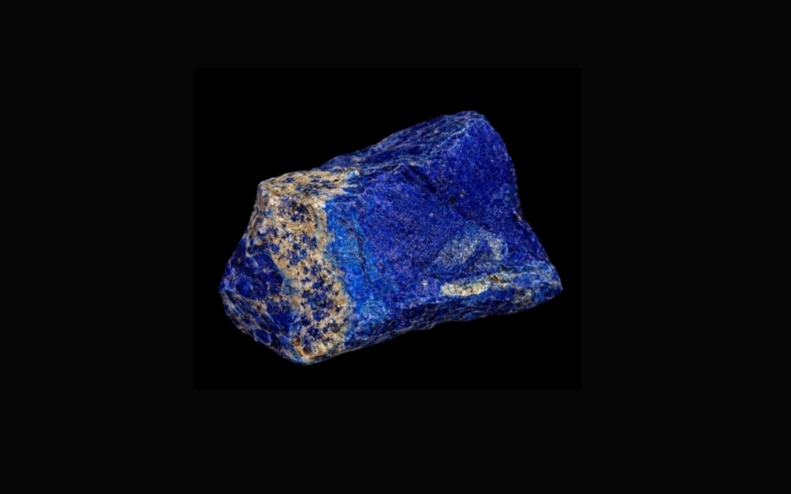    青金石 (Lapis Lazuli) 功效解析：勇敢發聲、提升直覺的「智慧之石」