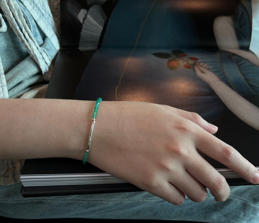 varane綠鉻透輝石手鍊, 配戴展示圖